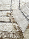 Moroccan BENI OUARAIN rug BO199 - 263 x 153 cm/ 8.6 x 5 FT