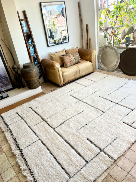 Moroccan BENI OUARAIN rug BO194 - 292 x 210 cm/ 9.6 x 6.8 FT