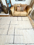 Moroccan BENI OUARAIN rug BO194 - 292 x 210 cm/ 9.6 x 6.8 FT