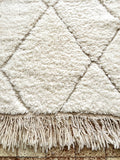 Moroccan BENI OUARAIN rug BO202 - 250 x 173 cm/ 8.2 x 5.6 FT