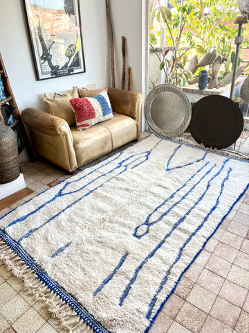 Moroccan BENI OUARAIN rug BO195 - 247 x 158 cm/ 8.1 x 5.1 FT