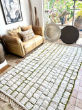 Moroccan BENI OUARAIN rug BO203 - 255 x 154 cm/ 8.3 x 5 FT