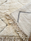 Moroccan BENI OUARAIN rug BO192 - 290 x 198 cm/ 9.5 x 6.5 FT