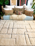 Moroccan BENI OUARAIN rug BO161 - 248 x 167 cm/ 8.1 x 5.6 FT