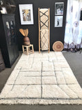 Moroccan BENI OUARAIN rug BO161 - 248 x 167 cm/ 8.1 x 5.6 FT