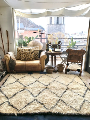 Vintage Moroccan BENI OUARAIN rug BO147 - 230 x 170 cm / 7'6" x 5'6"