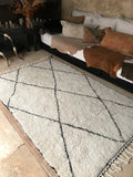 Moroccan BENI OUARAIN rug BO177 - 245 x 158 cm/ 8 x 5.2 FT