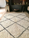 Moroccan BENI OUARAIN rug BO188 - 192 x 139 cm/ 6.3 x 4.6 FT