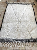 Moroccan BENI OUARAIN rug BO163 - 178 x 122 cm/ 5.8 x 4 FT