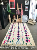 Moroccan AZILAL rug AZ221 -235 x 145 cm / 7.7' x 4.7'