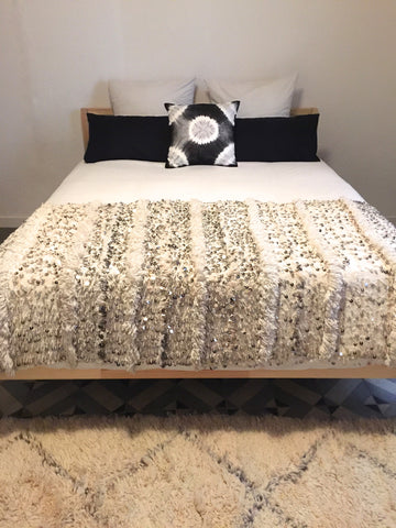 Moroccan wedding blanket handira