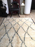 Vintage moroccan beni ouarain rug