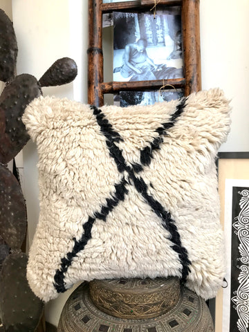 Vintage Moroccan Beni Ouarain cushion
