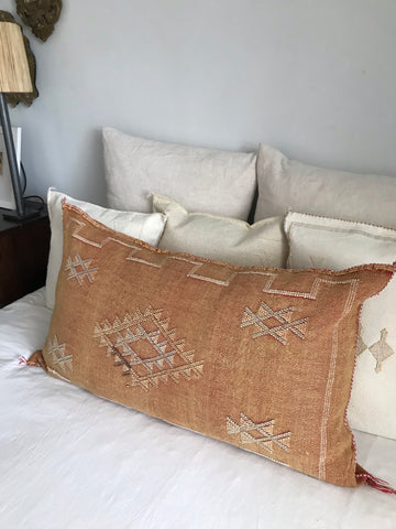 Large cactus silk cushion Peach