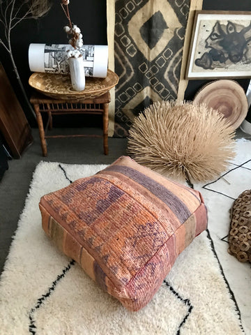 Moroccan vintage Beni Mguild POUF 118