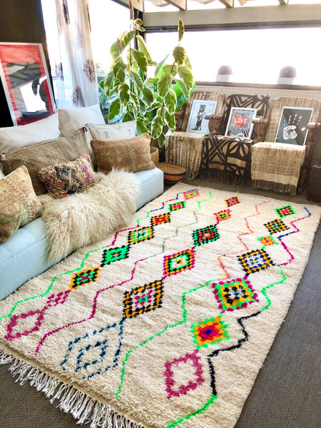 Moroccan AZILAL rug AZ219 -240 x 143 cm / 7.9' x 4.7'