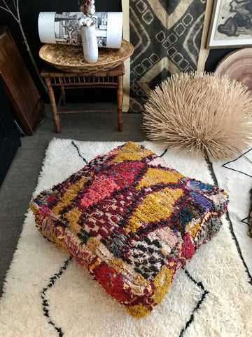 Moroccan vintage Boucherouite POUF 119