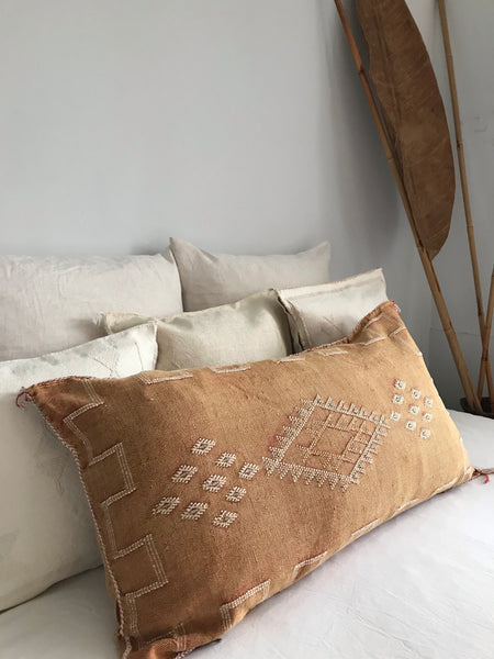 Large cactus silk cushion Peach
